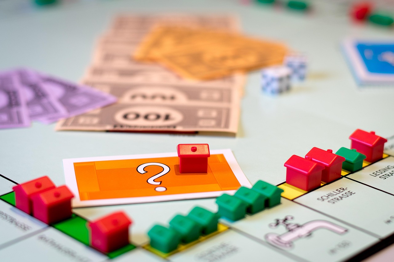 cat costa un evaluator imobiliar