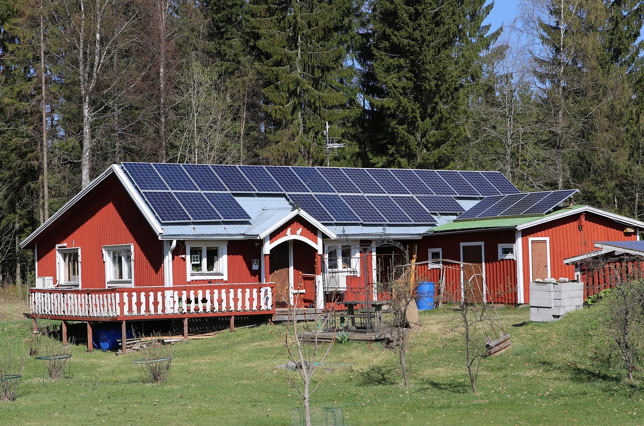 cate panouri solare trebuie pentru o casa